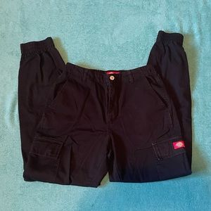 Zumiez Dickies Black Cuffed Cargo Pants With Pockets on Legs